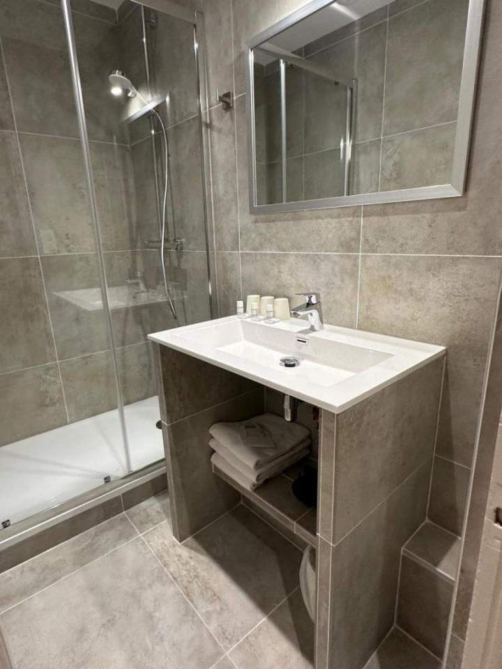Modern sanitary facilities Lyon