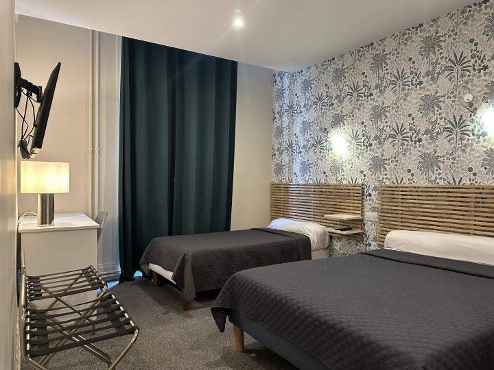 Refined room Lyon